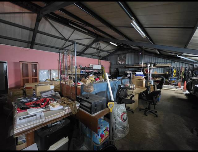 800M² WAREHOUSE FOR SALE IN FLORIDA